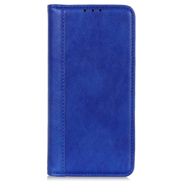 Samsung Galaxy A06 genuine leather case with magnetic closure - Blue For Discount